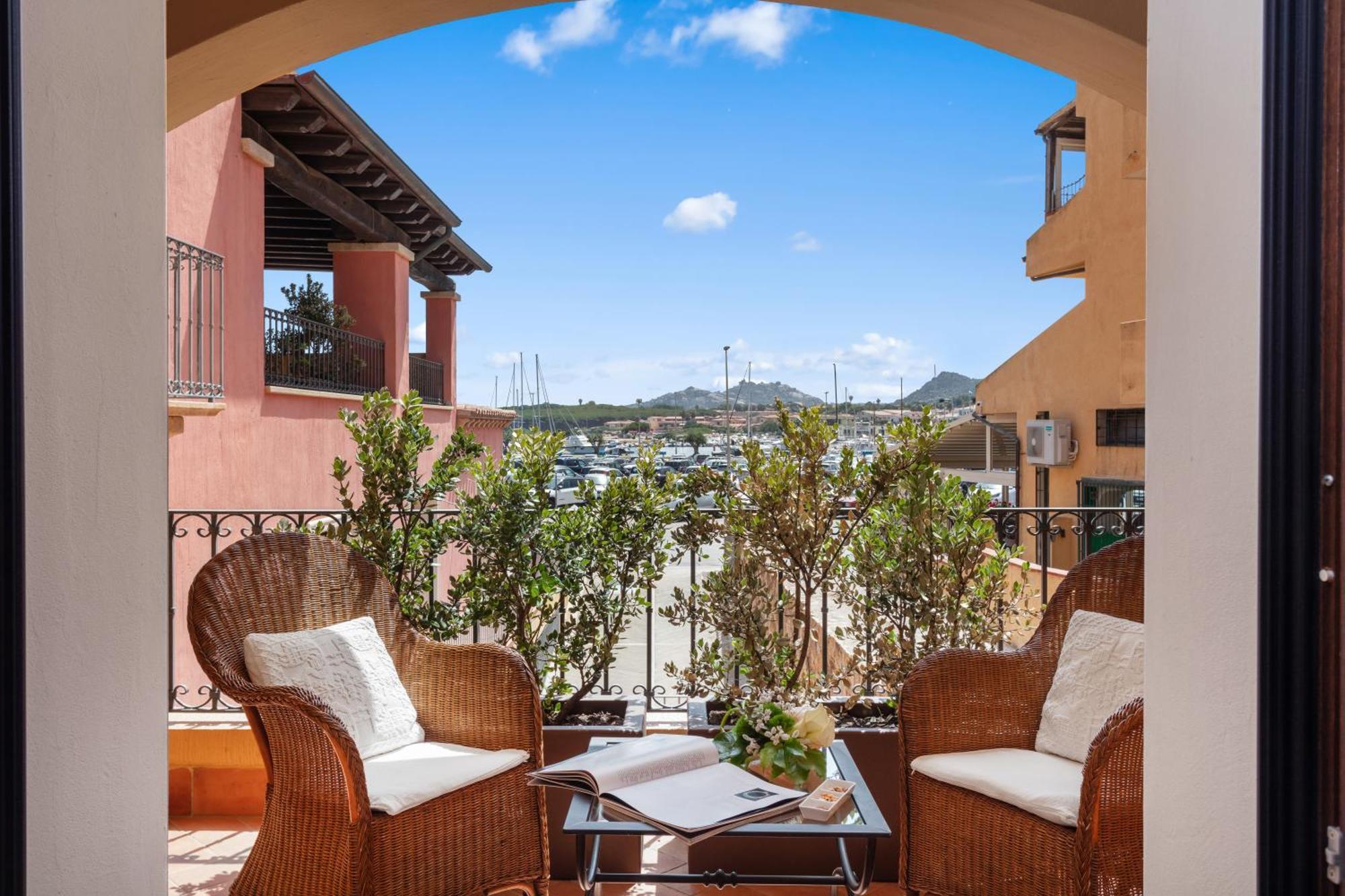 La Vecchia Fonte Boutique Hotel Palau Exteriör bild